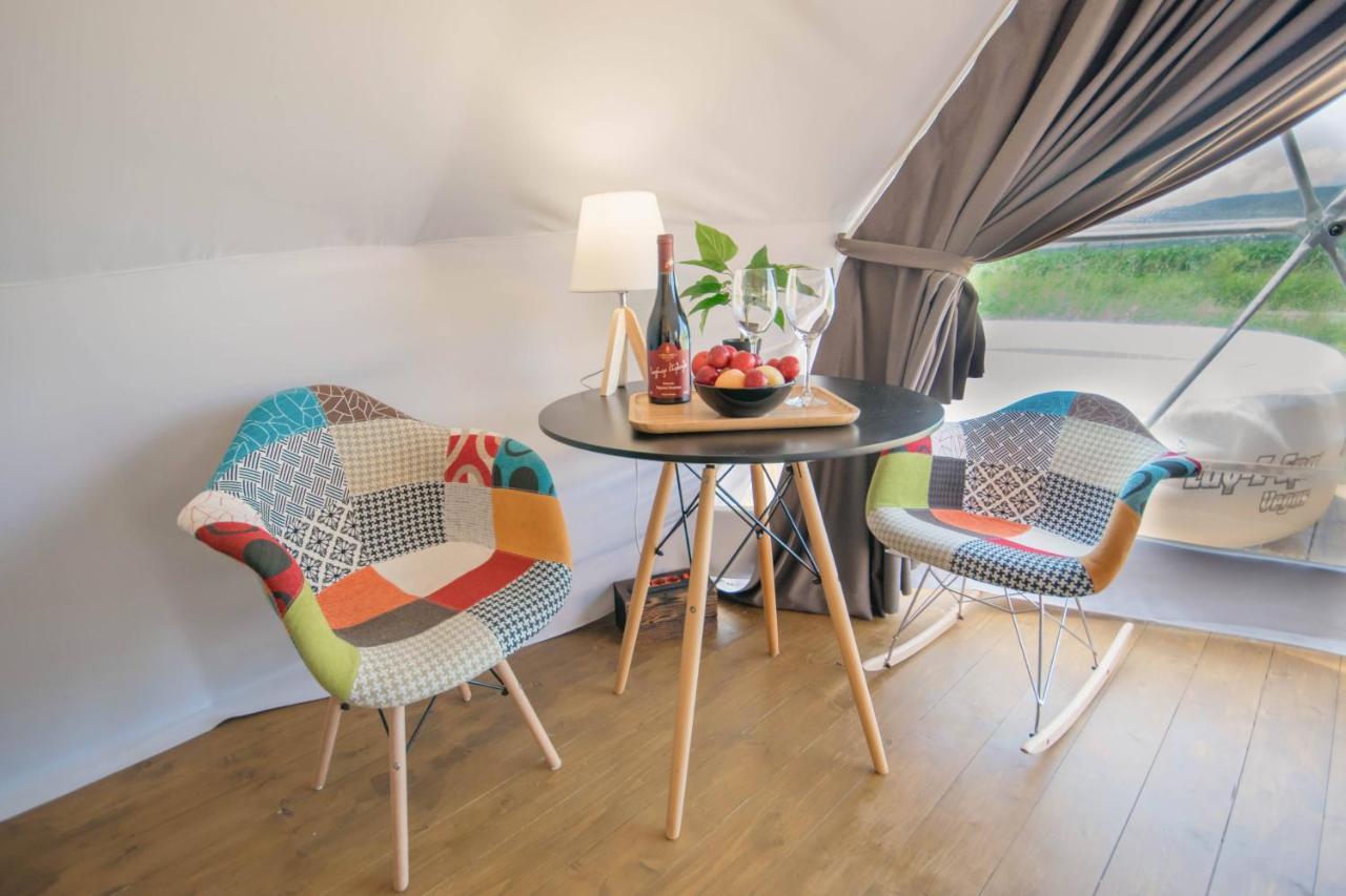 Jewelberry Glamping Hotel Tbilisi Mtsʼkhetʼa Exterior foto