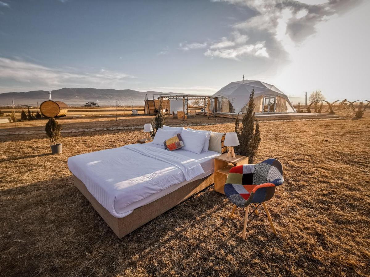 Jewelberry Glamping Hotel Tbilisi Mtsʼkhetʼa Exterior foto